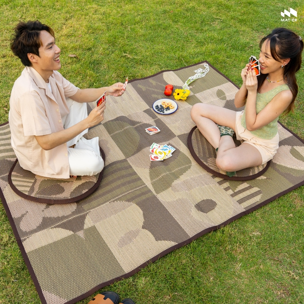 Mat-er Urban Bliss Olive Glow Foldable Mat - Image 3